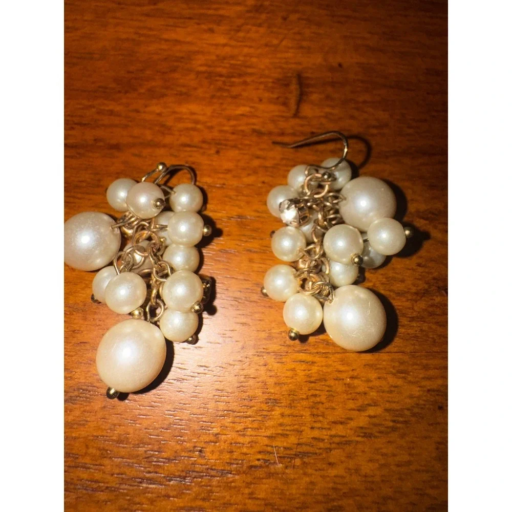 Gold Tone Pearl Cluster Dangle Earrings Faux Pearls Rhinestones
